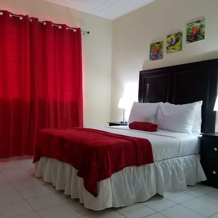 Mh Boutique Hotel Сан Педро Сула Екстериор снимка