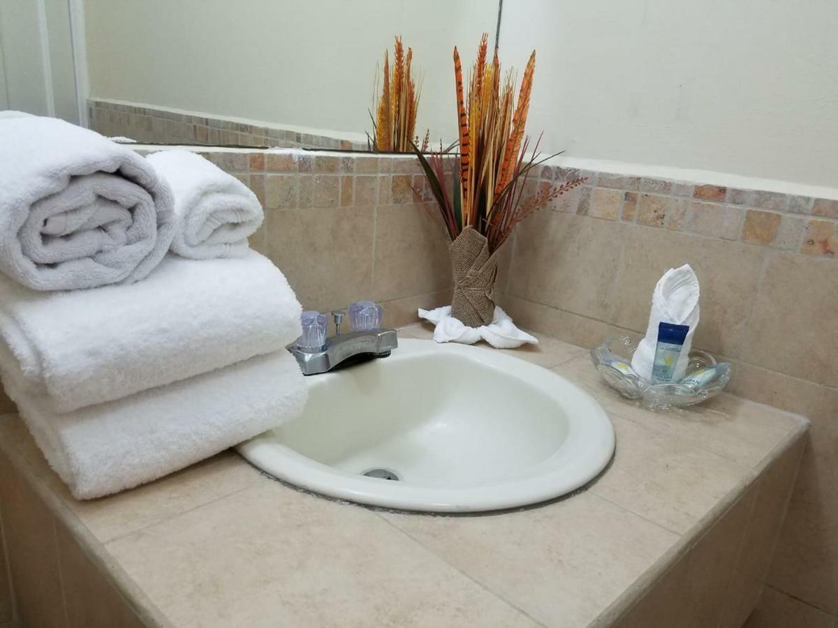 Mh Boutique Hotel Сан Педро Сула Екстериор снимка