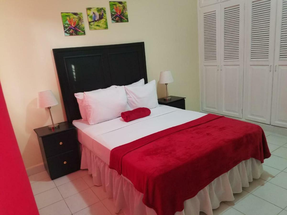 Mh Boutique Hotel Сан Педро Сула Екстериор снимка