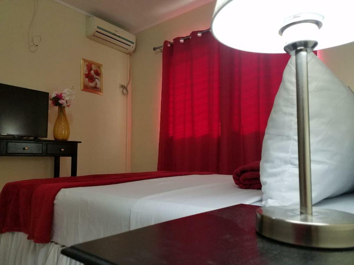 Mh Boutique Hotel Сан Педро Сула Екстериор снимка
